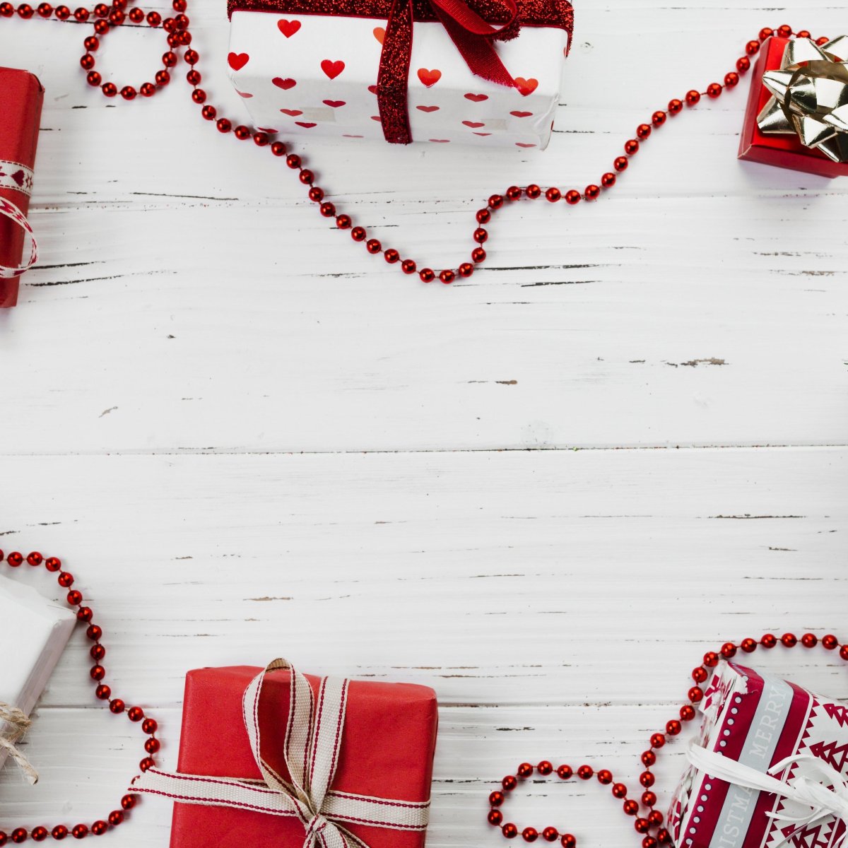 Подарок картинка на белом фоне